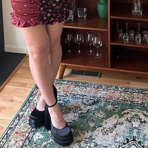 Steve Madden Black Charlize Platform MJ